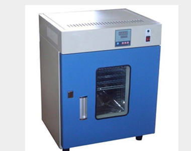 Cylindrical Horizontal Autoclave